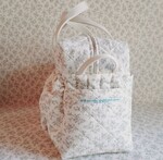 Poche ext&eacute;rieure, profondeur 3 cm